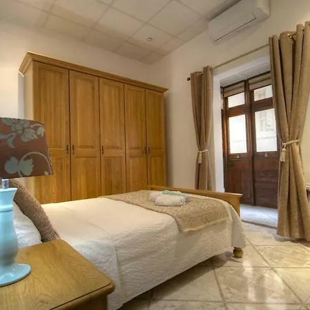House * Birgu